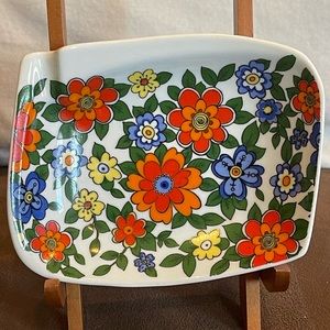 SOLD——-Beautiful Porcelana Schmidt Brasil floral ashtray/trinket tray exc. cond